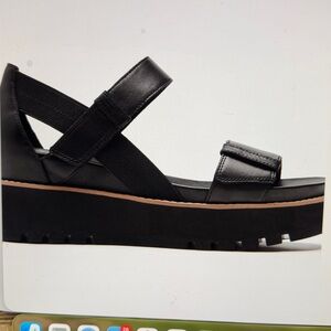 Eileen fisher Weslia platform wedge sandals size 7